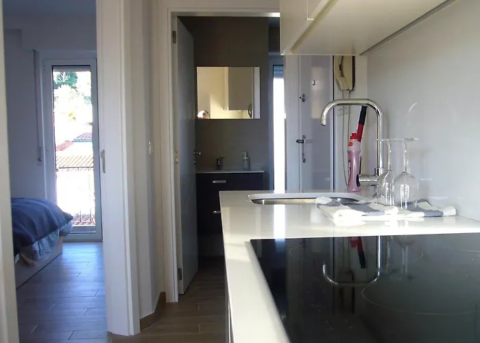 Castle, Terrace And Relax شقة *