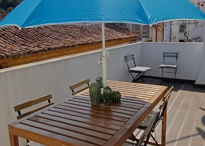 شقة Castle, Terrace And Relax *